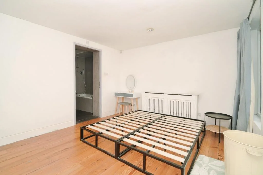 2 bedroom penthouse for rent