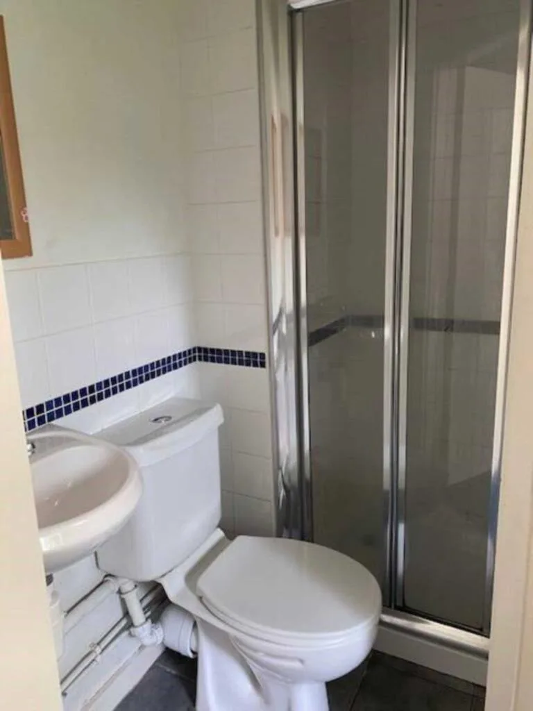 6 bedroom terraced house for rent