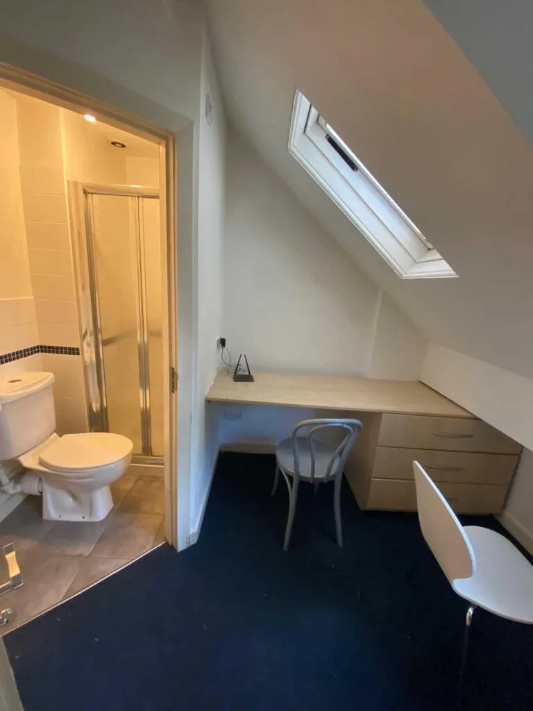6 bedroom terraced house for rent