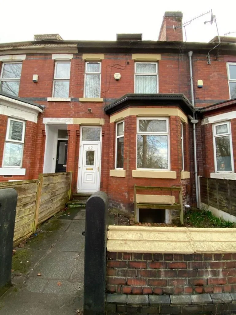 6 bedroom terraced house for rent