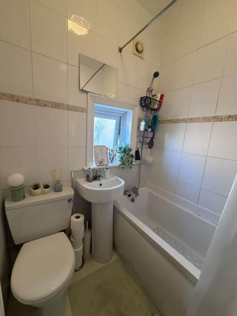 4 bedroom terraced house for rent