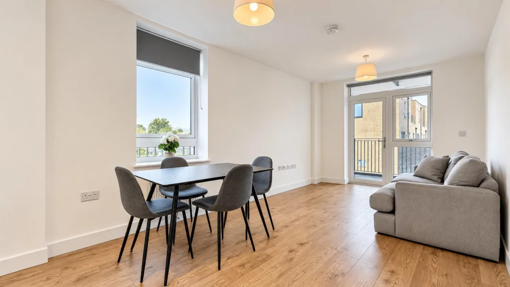 2 bedroom flat for rent
