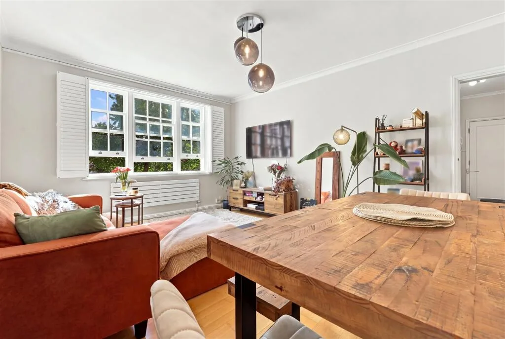 2 bedroom flat for rent