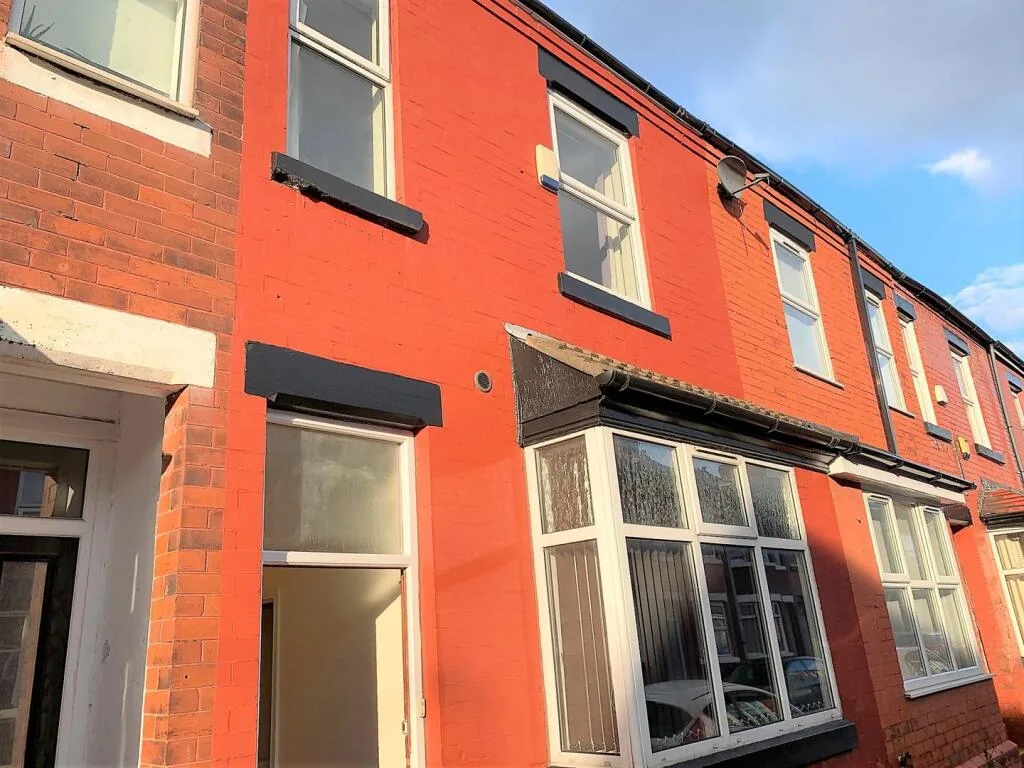 6 bedroom terraced house for rent