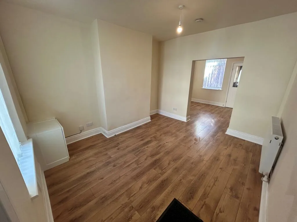 2 bedroom house for rent