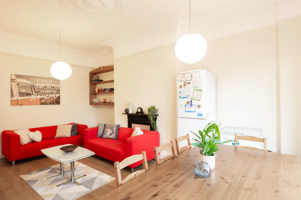 6 bedroom terraced house for rent