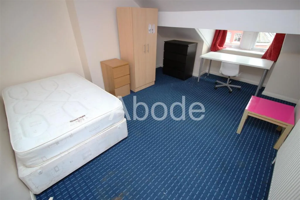 9 bedroom house for rent