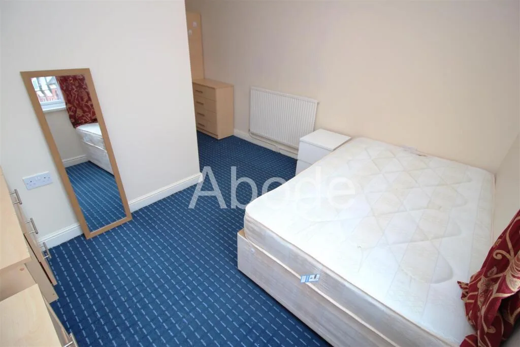 9 bedroom house for rent