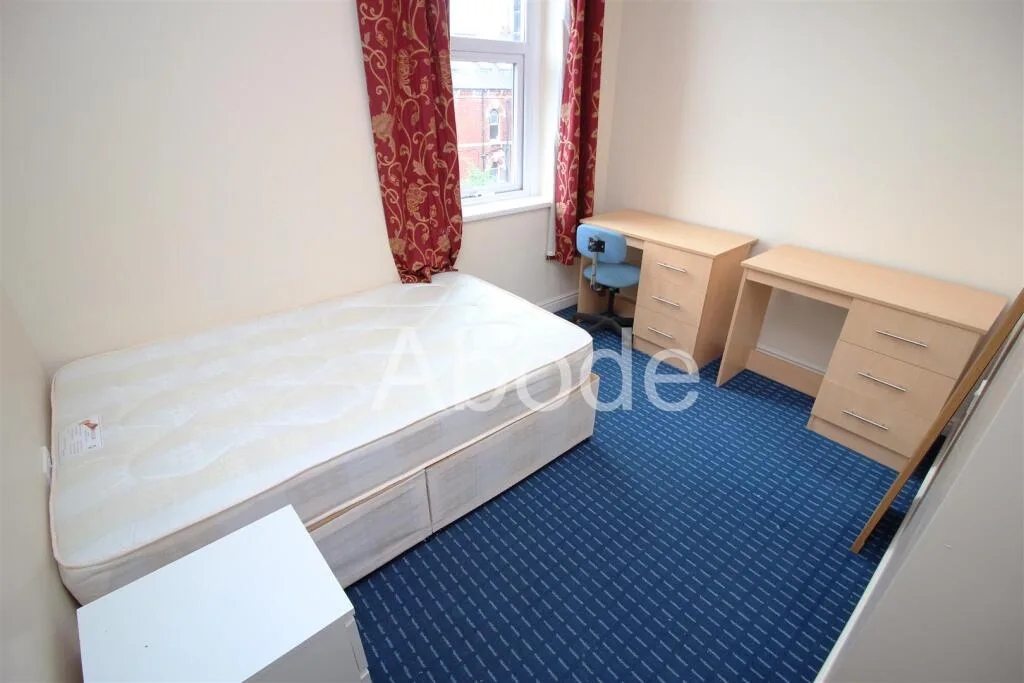9 bedroom house for rent