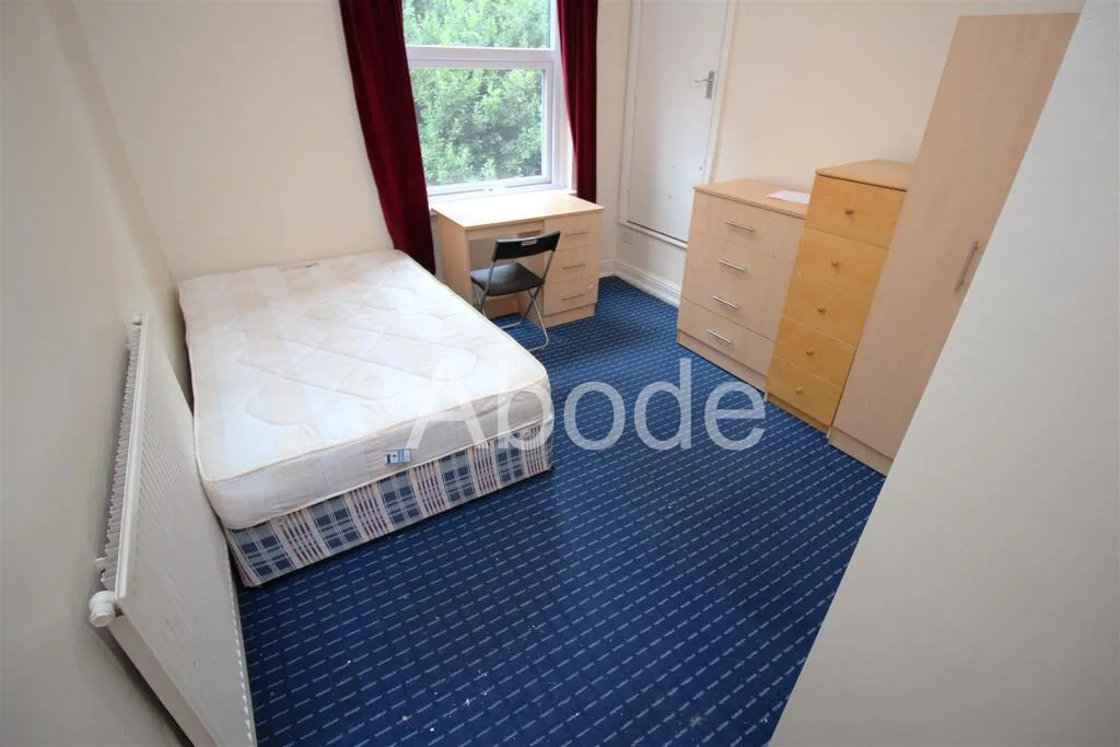 9 bedroom house for rent