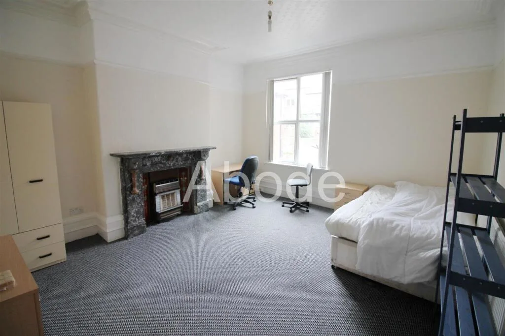 10 bedroom house for rent