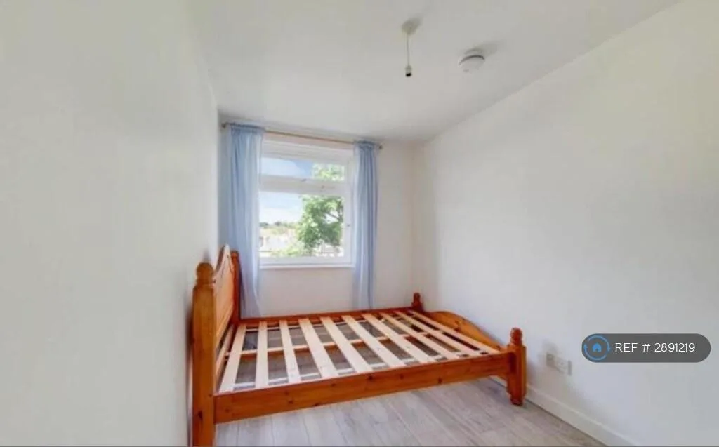 4 bedroom flat for rent