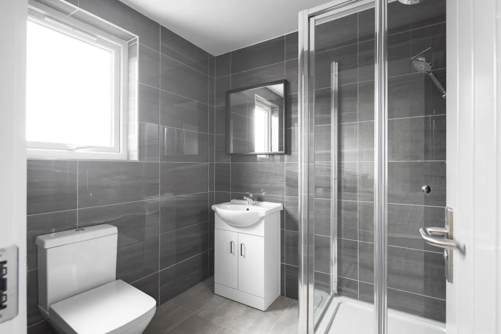 6 bedroom terraced house for rent