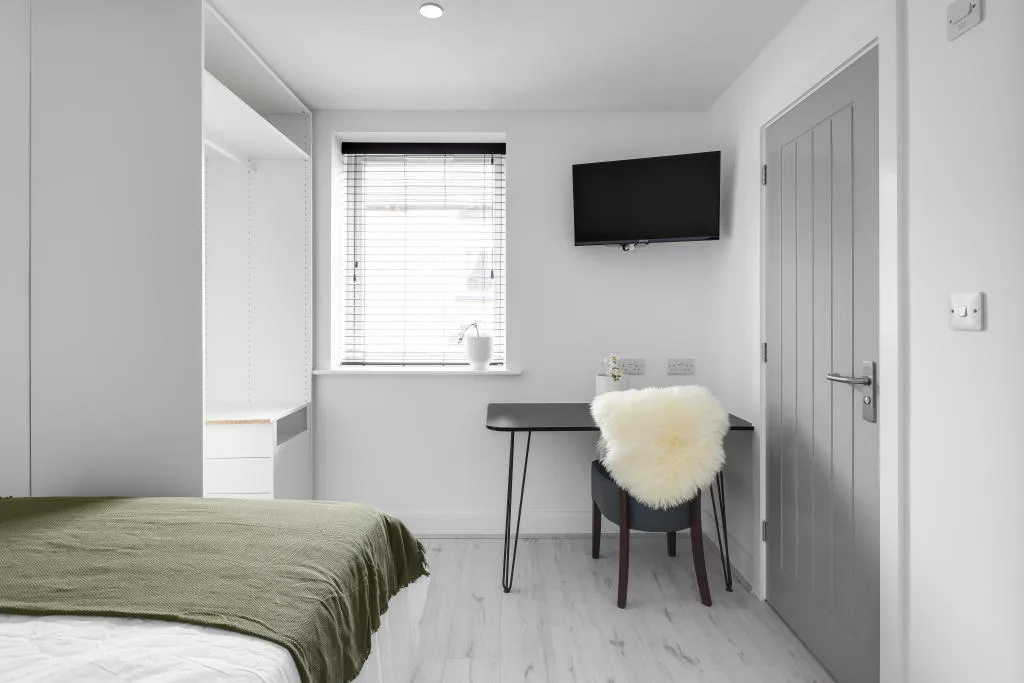 6 bedroom terraced house for rent