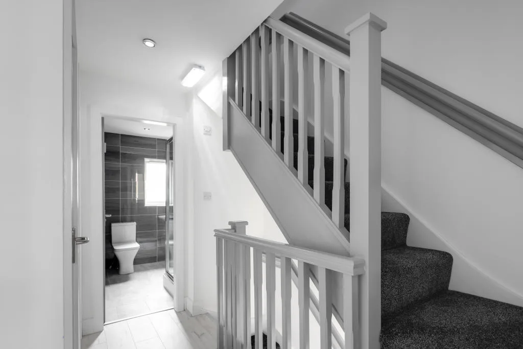 6 bedroom terraced house for rent