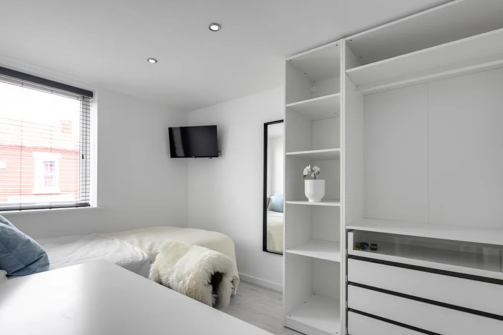 6 bedroom terraced house for rent