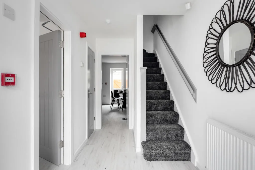 6 bedroom terraced house for rent