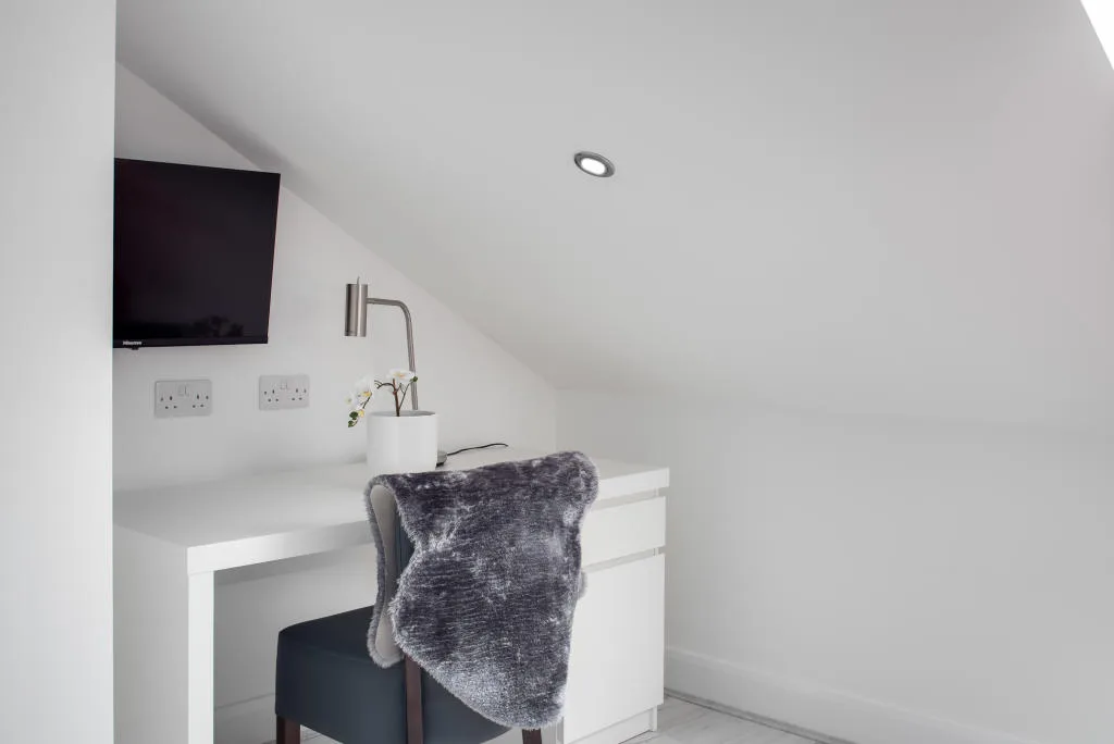 6 bedroom terraced house for rent