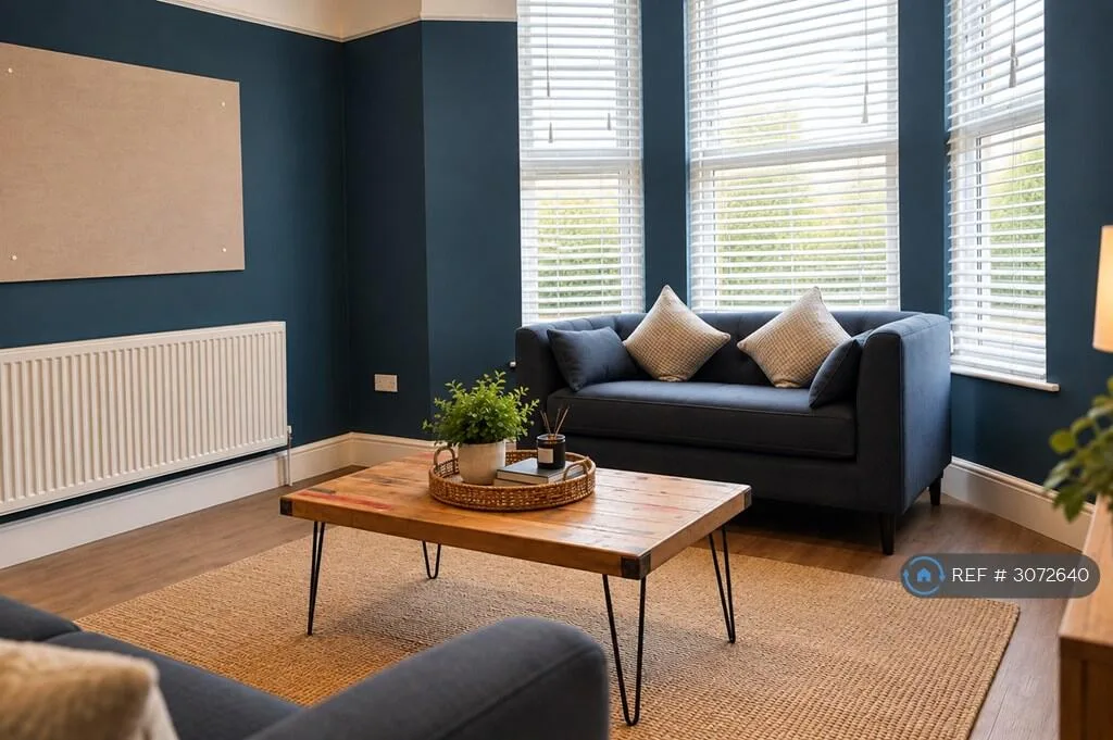 5 bedroom terraced house for rent
