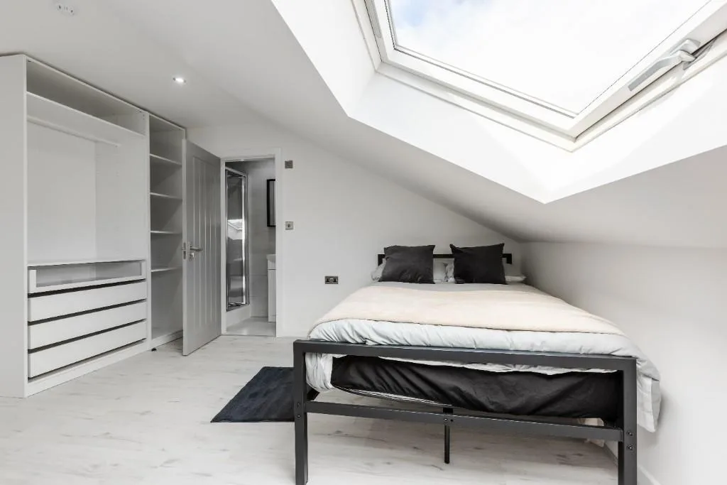 6 bedroom terraced house for rent