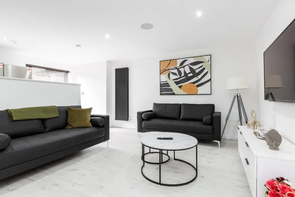 6 bedroom terraced house for rent