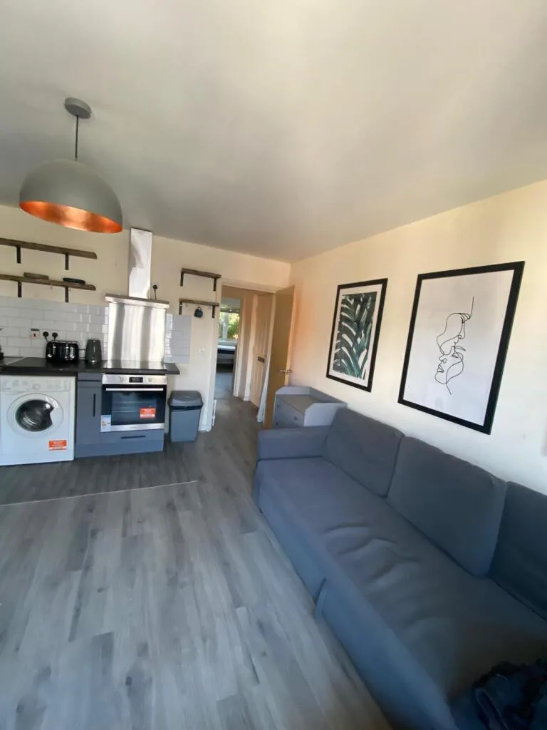 2 bedroom flat for rent