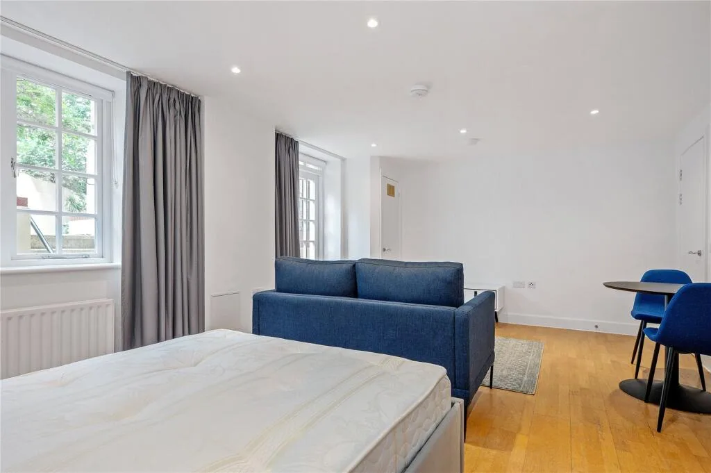 Studio apartment for rent
