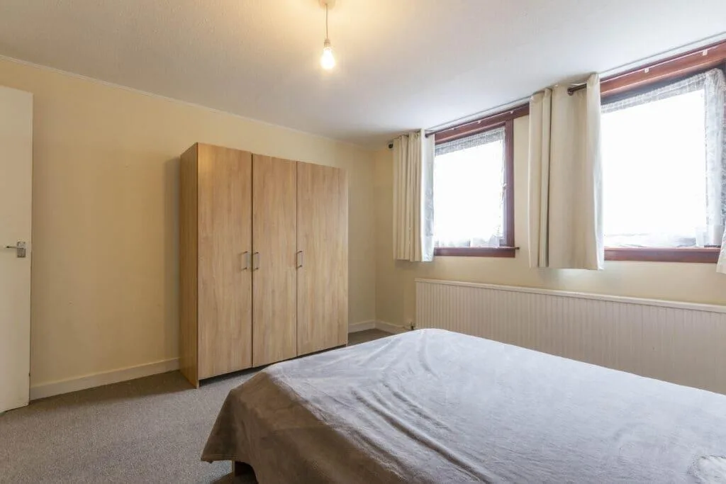 3 bedroom flat for rent