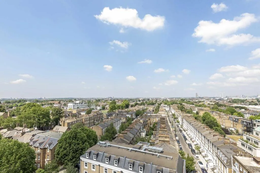 3 bedroom flat for rent