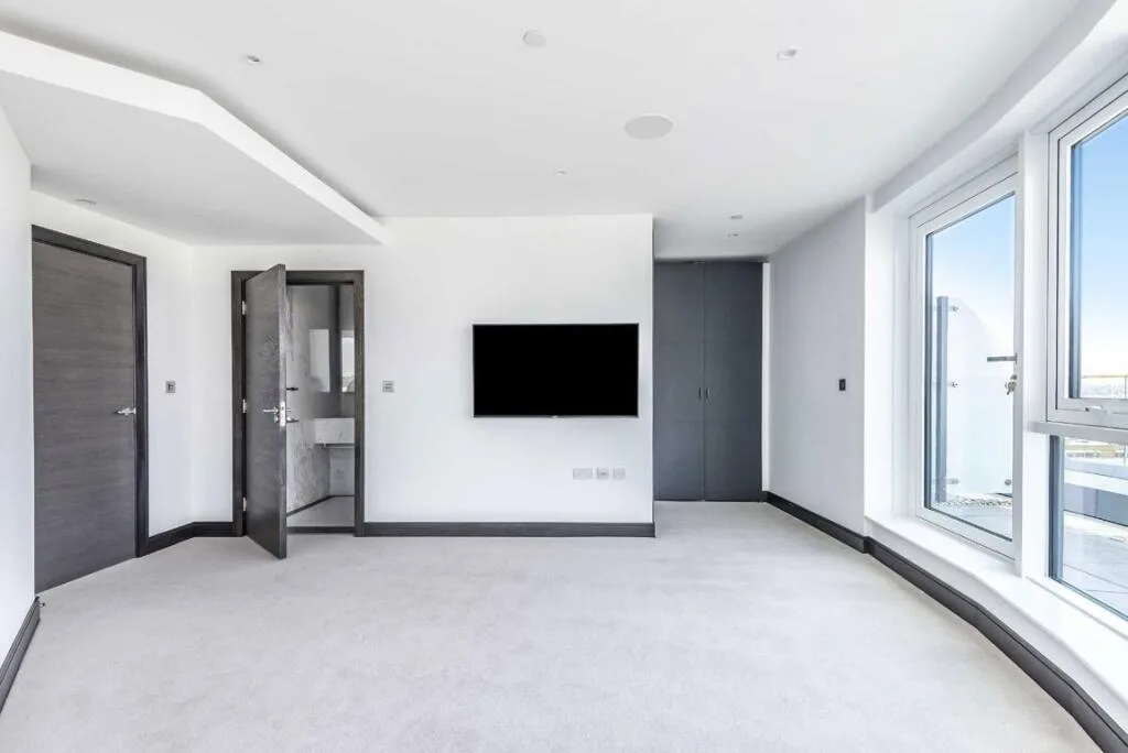 3 bedroom flat for rent