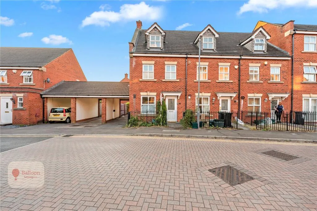 5 bedroom end of terrace house for rent