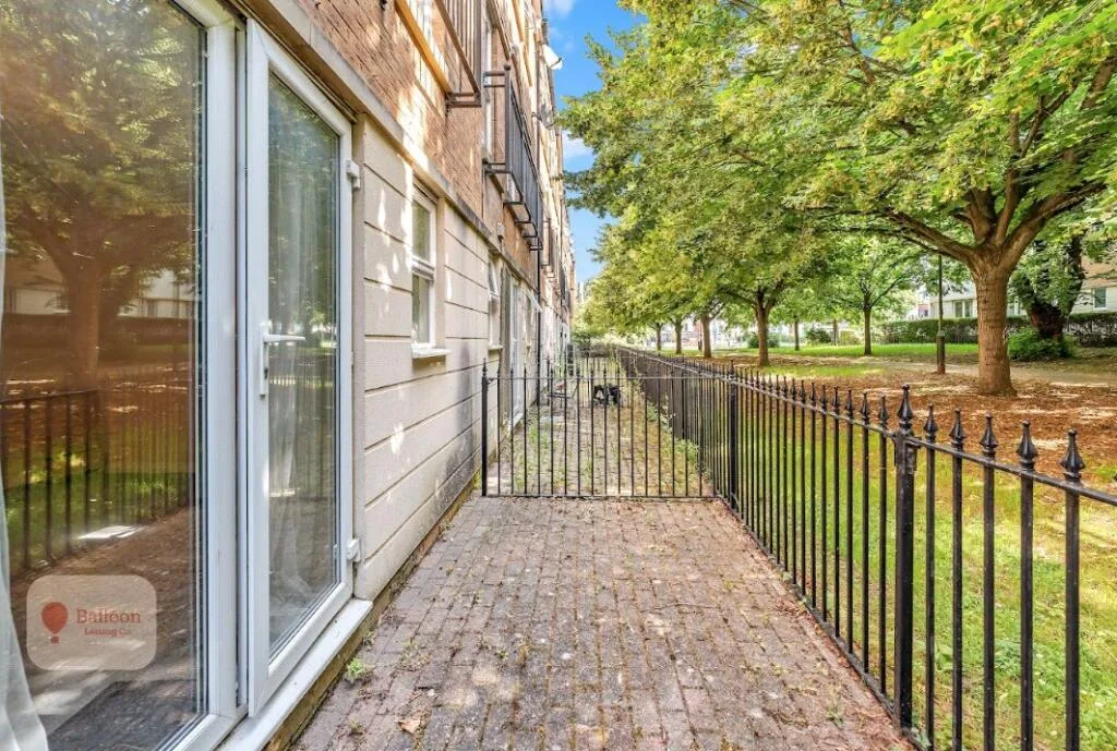 6 bedroom semi-detached house for rent