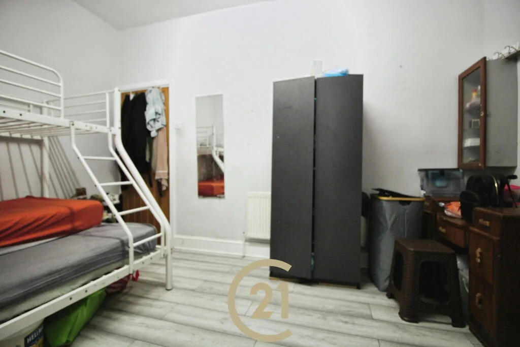 4 bedroom house for rent