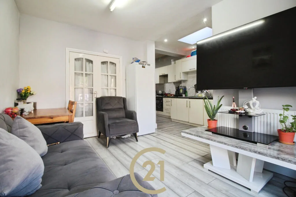 4 bedroom house for rent