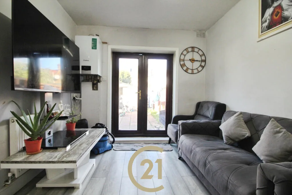 4 bedroom house for rent