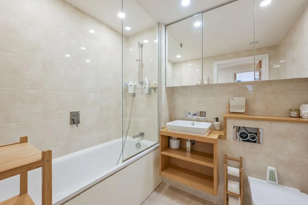 2 bedroom flat for rent