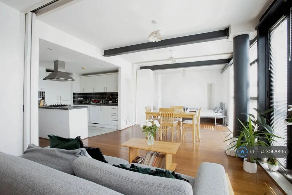 3 bedroom flat for rent