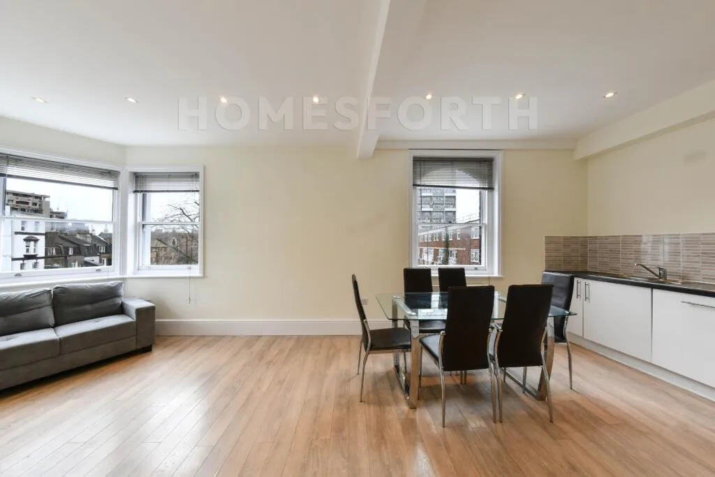 2 bedroom maisonette for rent