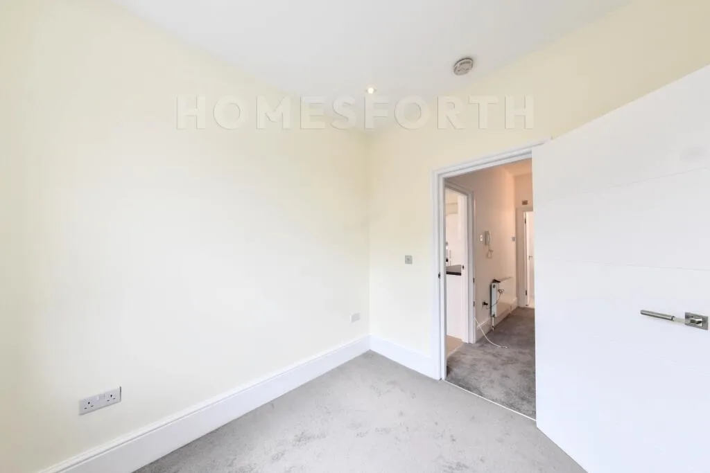 2 bedroom maisonette for rent