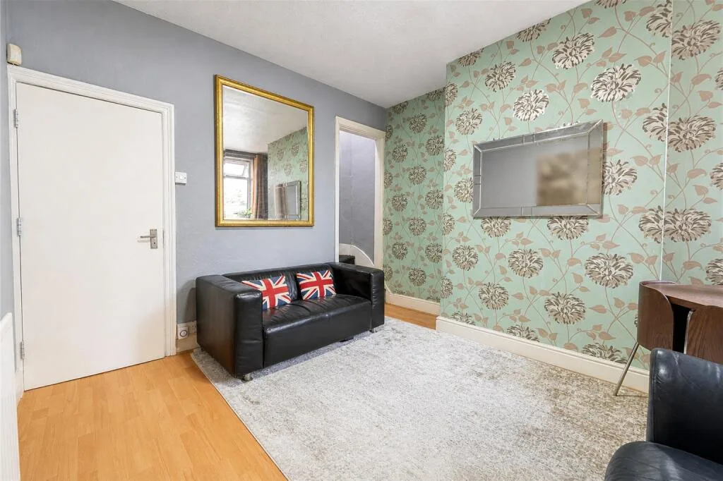 4 bedroom terraced house for rent