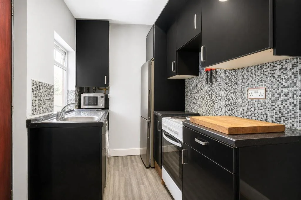 4 bedroom terraced house for rent