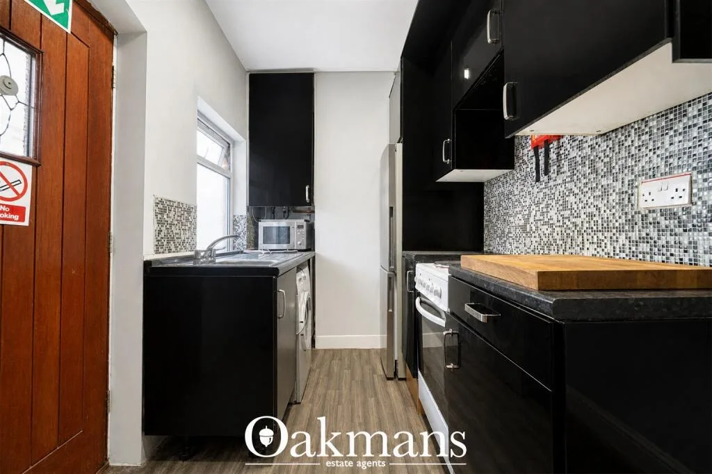 4 bedroom terraced house for rent
