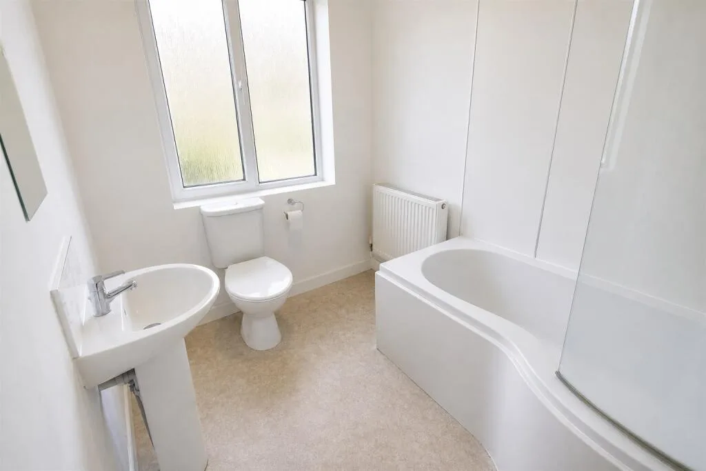 6 bedroom house for rent