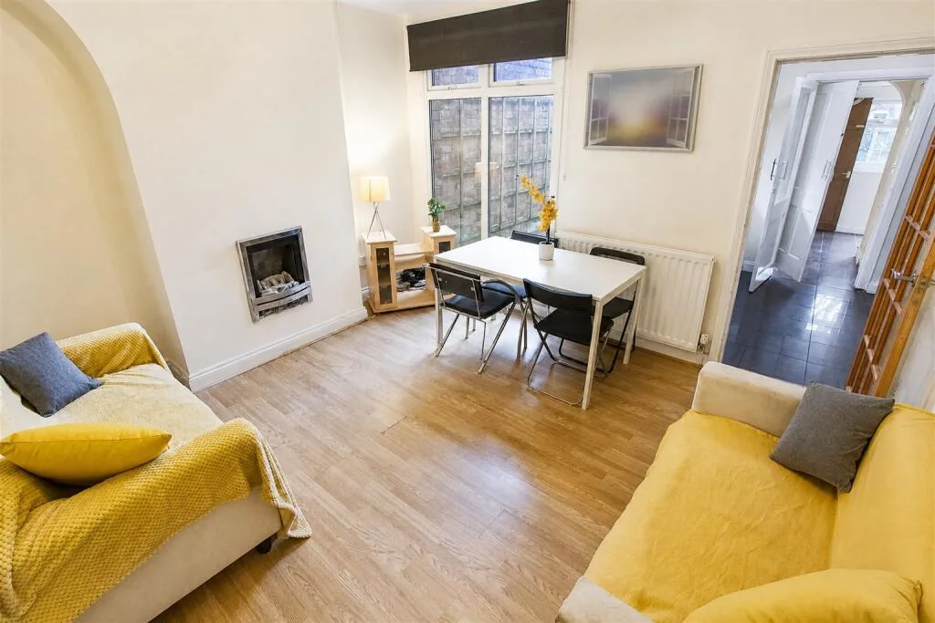 4 bedroom house for rent