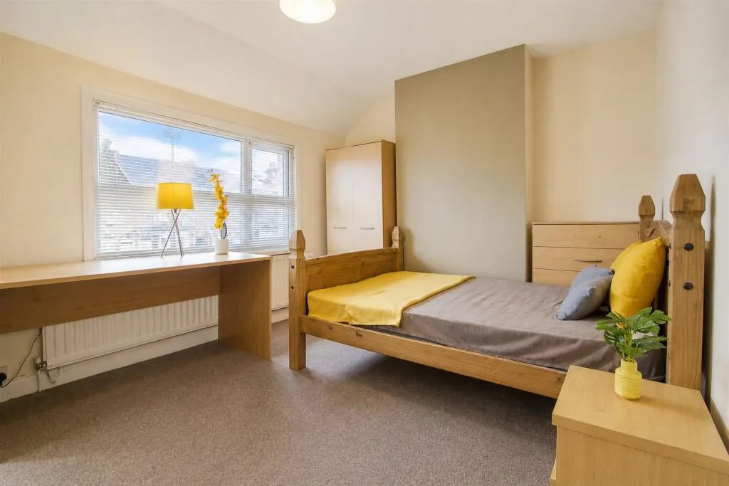 4 bedroom house for rent