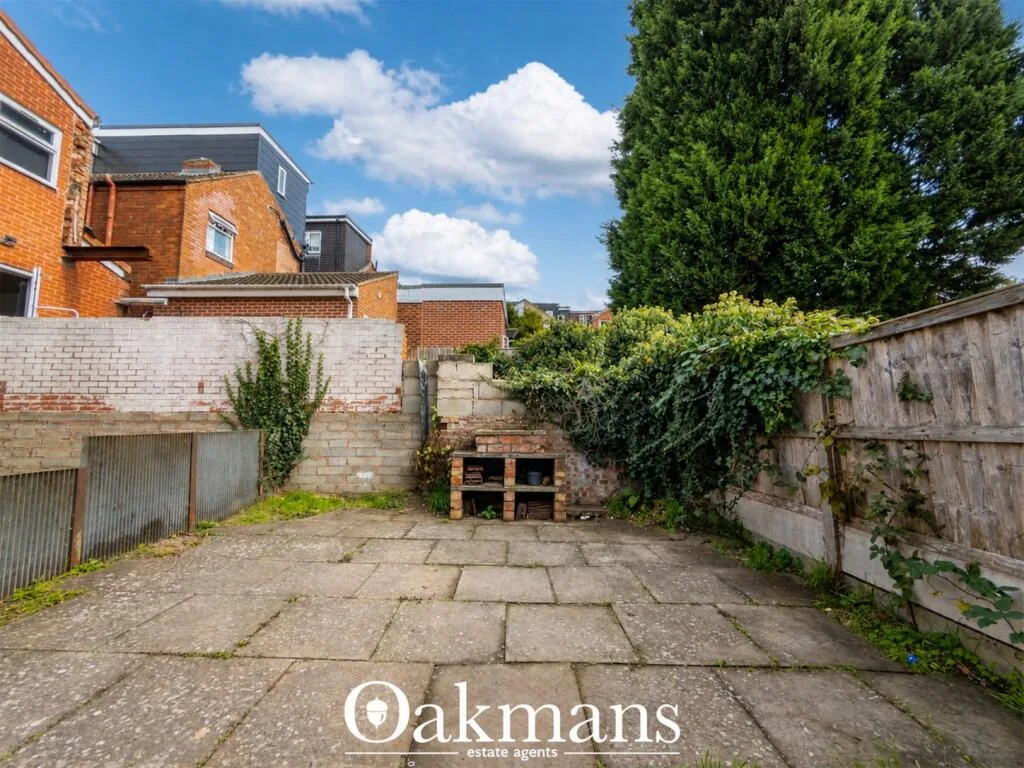 6 bedroom house for rent