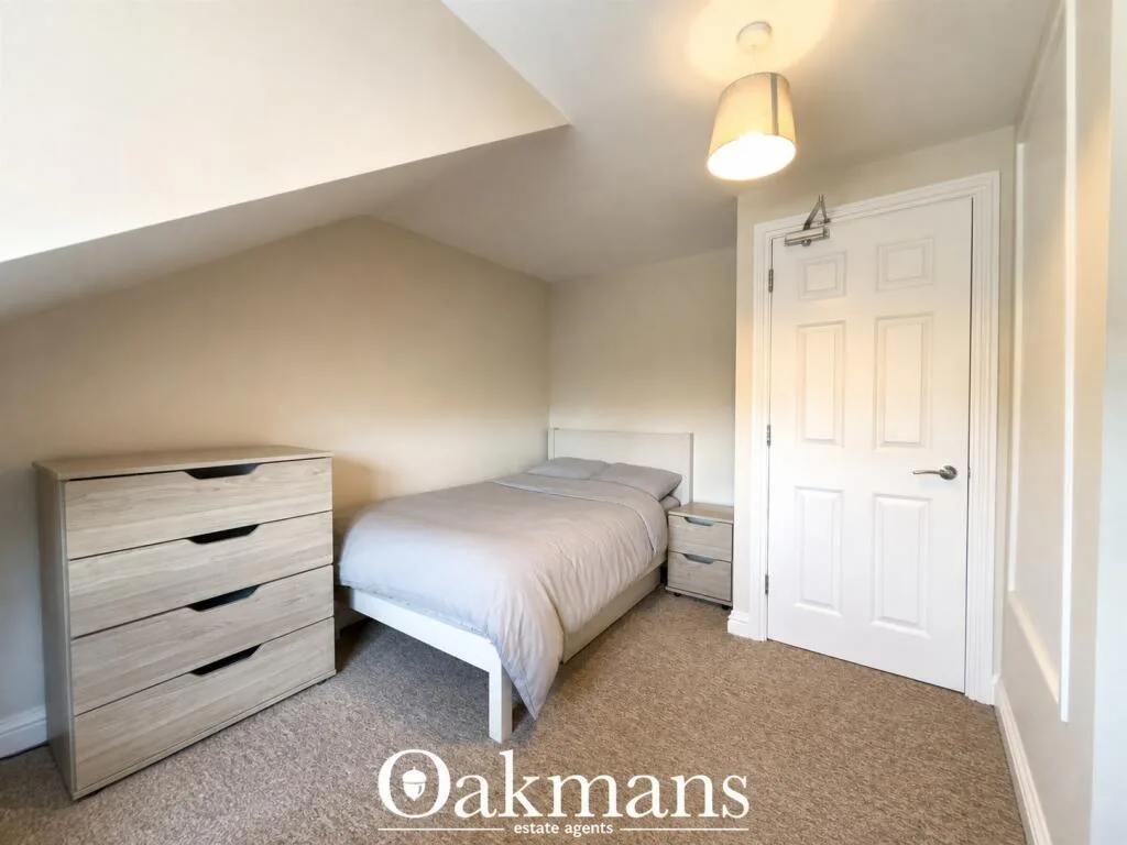 6 bedroom house for rent