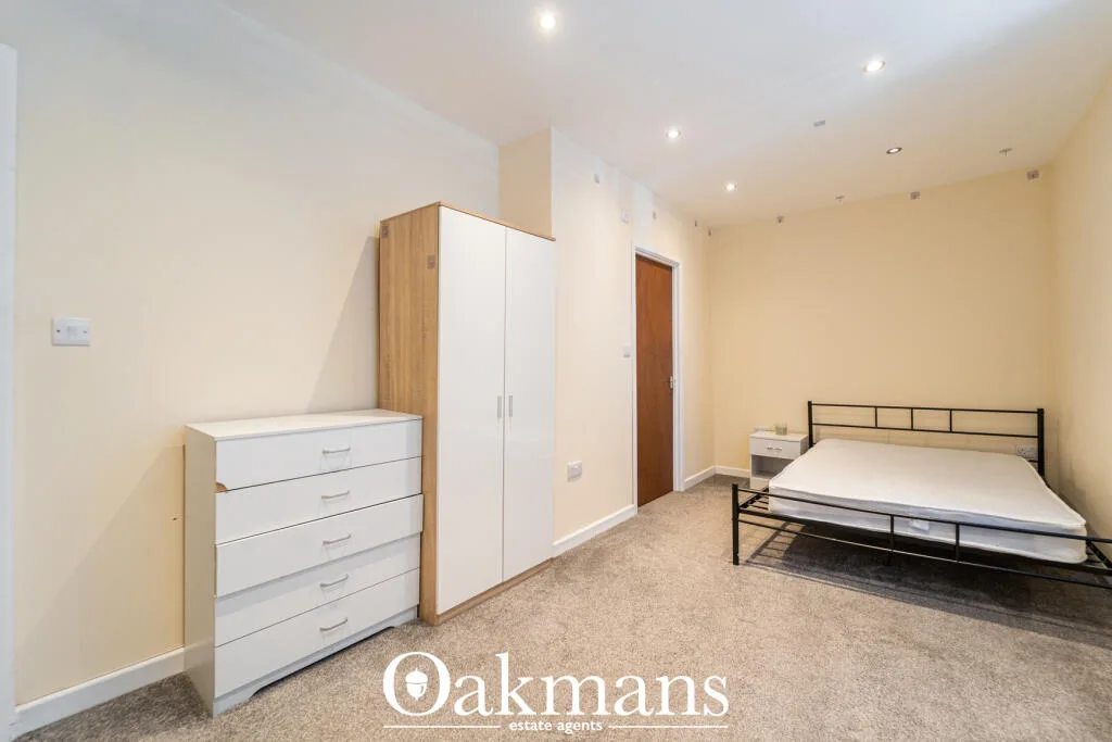 5 bedroom house for rent