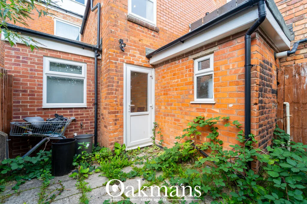 5 bedroom house for rent
