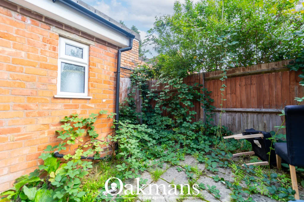 5 bedroom house for rent